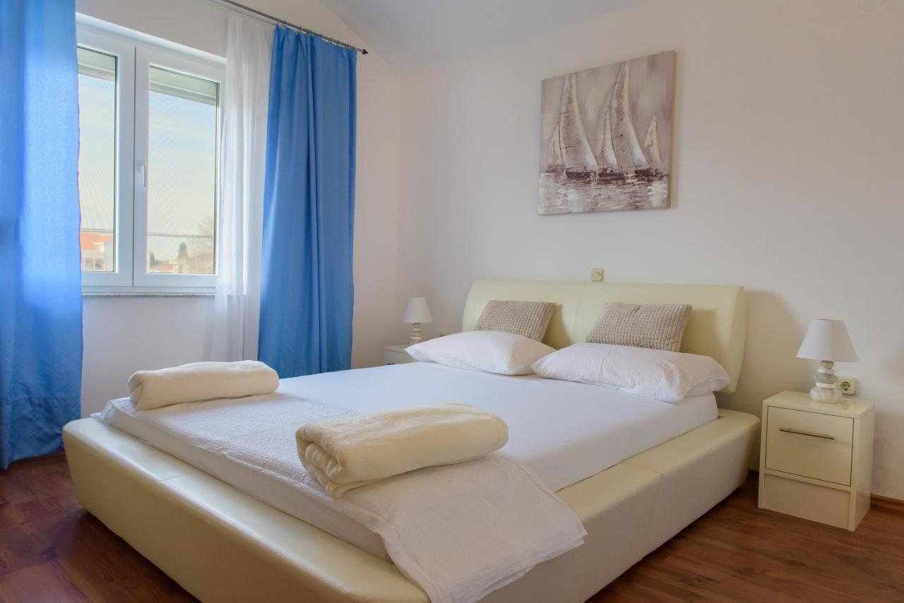 Antonela Apartment Biograd Na Moru Esterno foto