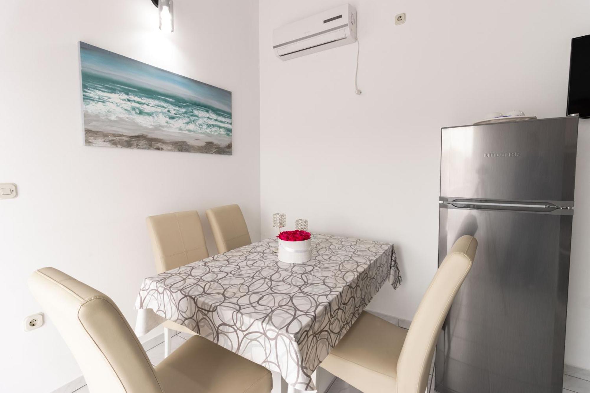 Antonela Apartment Biograd Na Moru Esterno foto